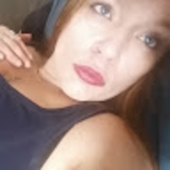 Meet your Posher, Michelle - Picture 1 of 1